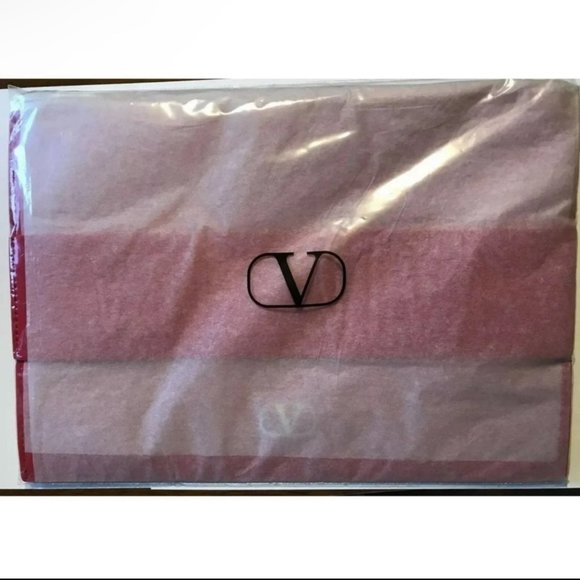 Valentino Volce Viva Patent Leather Clutch Brand New 100% Authentic - Picture 3 of 3